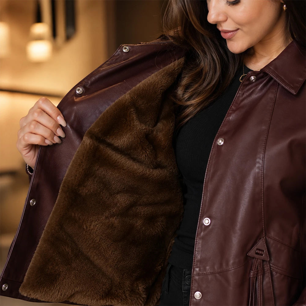 [COMPRÁ 1 Y LLEVÁ 2] Campera Valentina de Cuero Legítimo con Interior Forrado + Neceser Organizador de Regalo