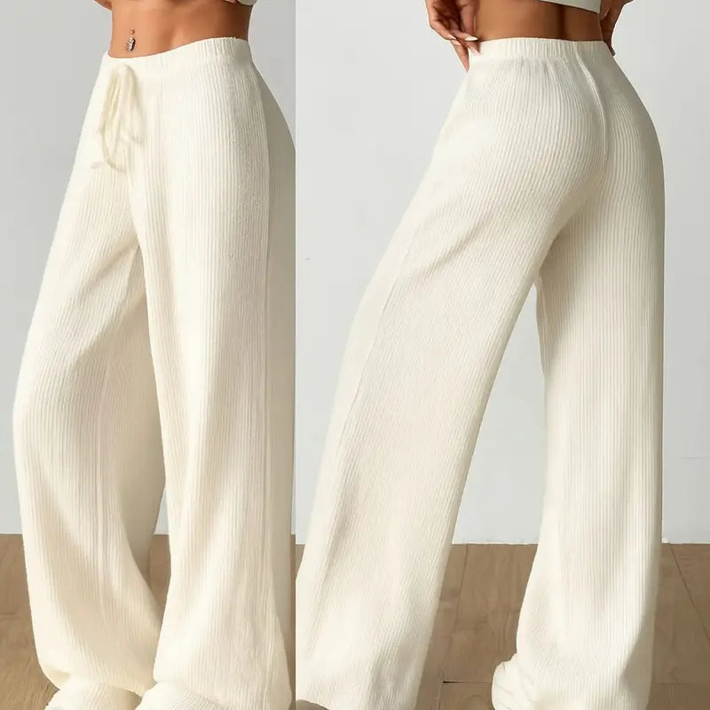 [COMPRÁ 2 Y LLEVÁ 4] Pantalón de Mujer de Tiro Alto en Tela Acanalada con Elastano + Neceser Organizador de Regalo